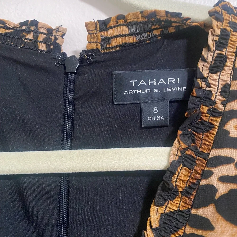 Tahari ASL Long Sleeve Surplice Leopard Print Dress with Tie Waist Size 8 - Picture 5 of 9